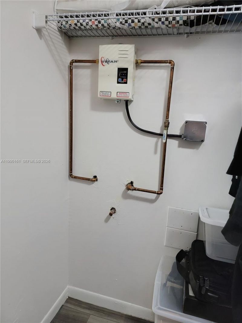 365 SW 86th Ave , Unit 201, Pembroke Pines, FL 33025 Photo