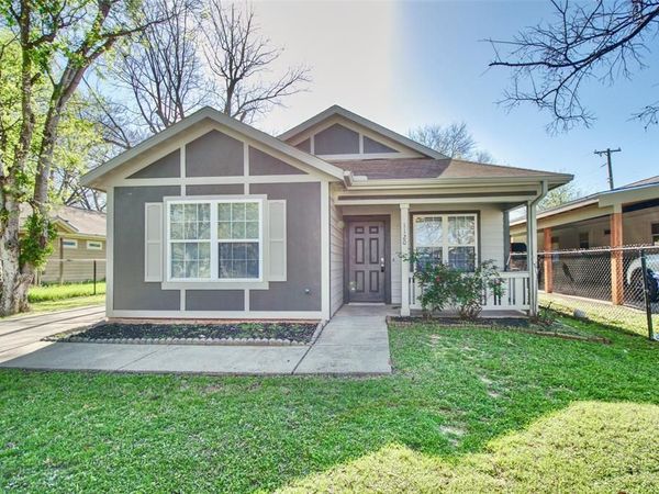 1120 Holt Avenue , Waco, TX 76706