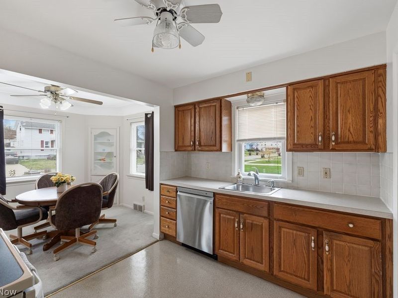 3402 Wellington Avenue, Parma, OH 44134 Photo 10