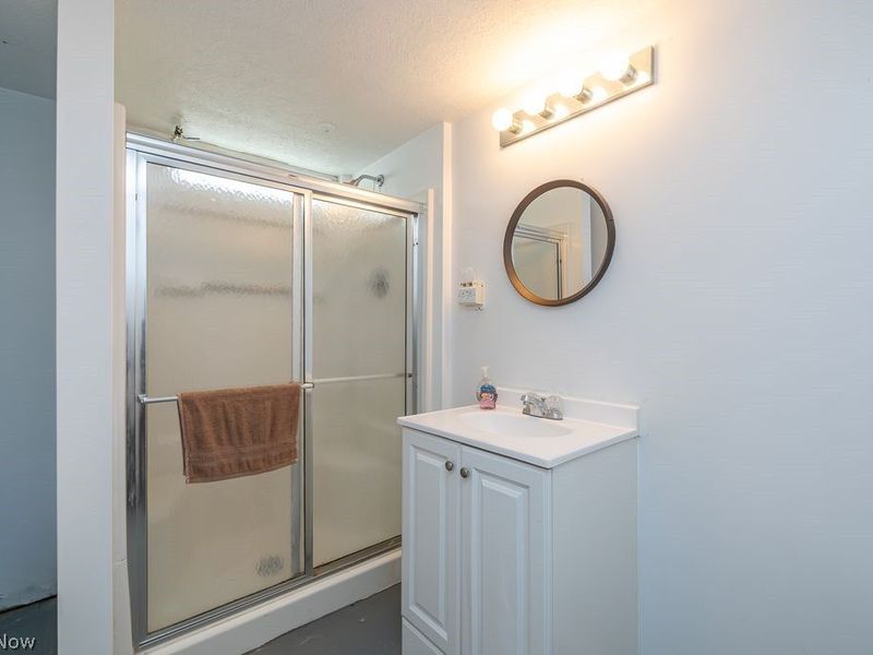 3402 Wellington Avenue, Parma, OH 44134 Photo 22