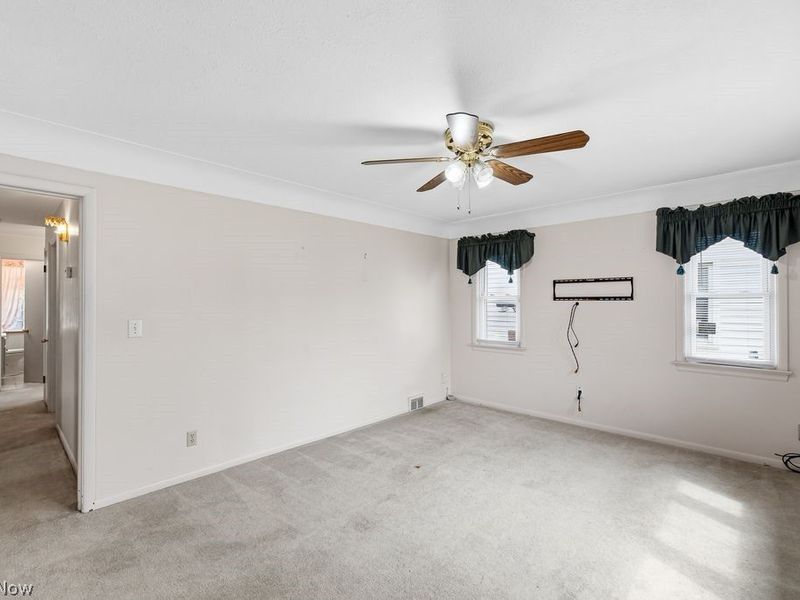 3402 Wellington Avenue, Parma, OH 44134 Photo 3