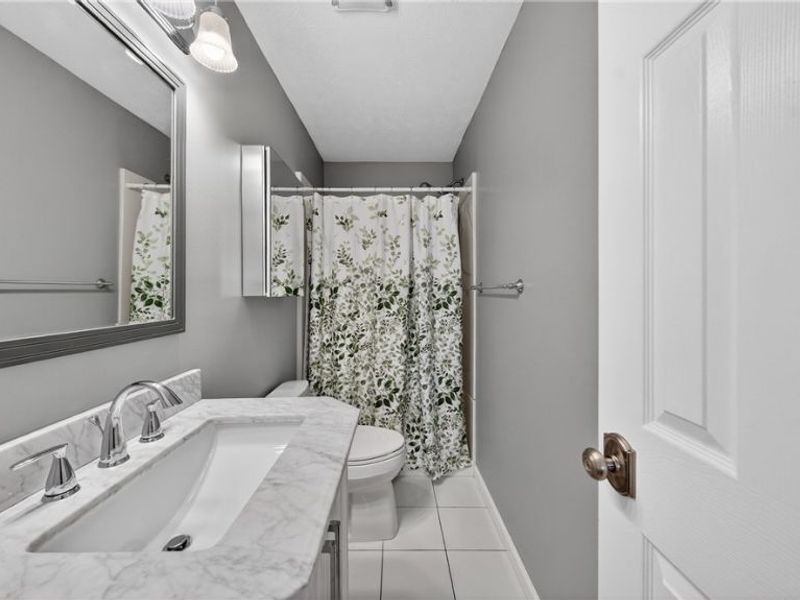 425 N Broadway Street, Medina, OH 44256 Photo 27