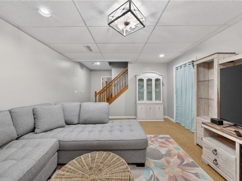 425 N Broadway Street, Medina, OH 44256 Photo 32