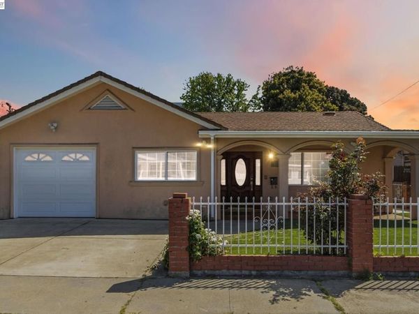 266 Jerilynn Ln, Hayward, CA 94541