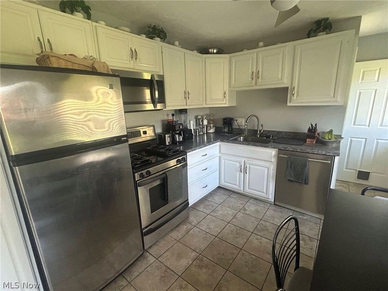 3385 Hemphill Road, Norton, OH 44203 Photo 5