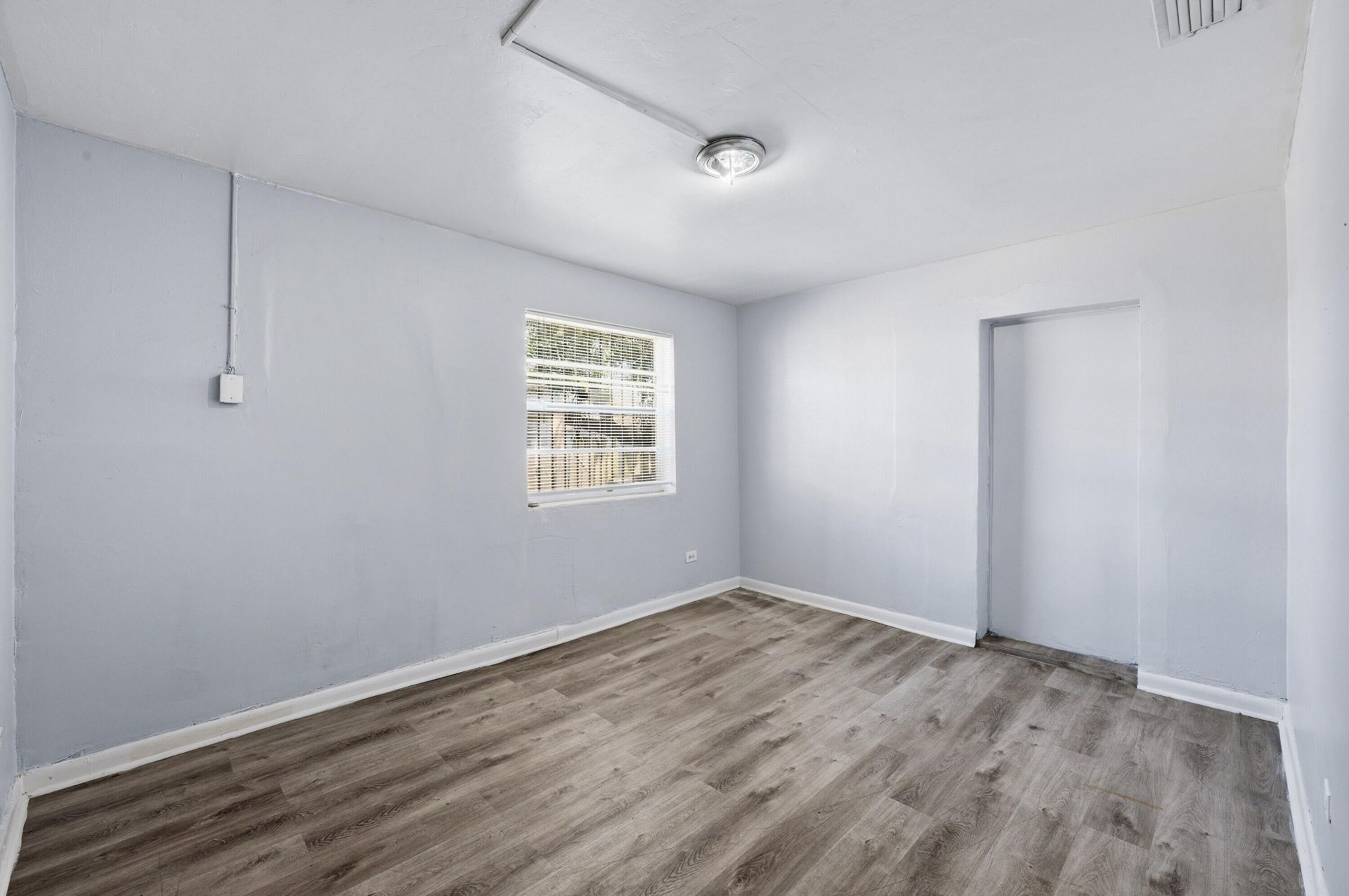 874 NW 74th Street, Miami, FL 33150 Photo