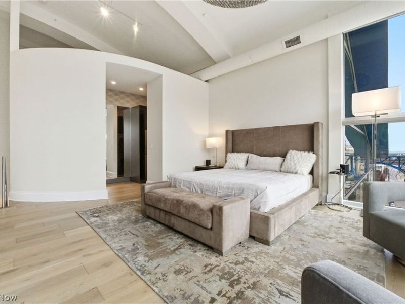 1237 Washington Avenue, Unit 1207, Cleveland, OH 44113 Photo 11