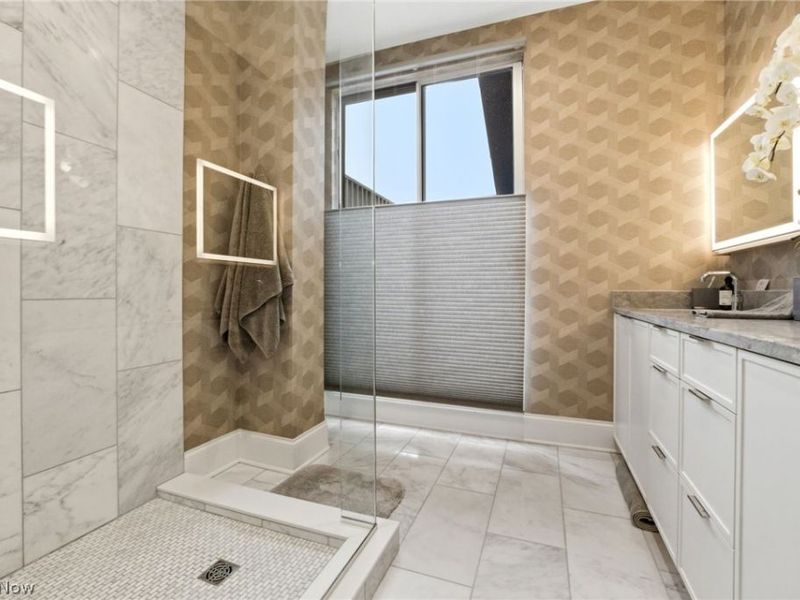 1237 Washington Avenue, Unit 1207, Cleveland, OH 44113 Photo 14