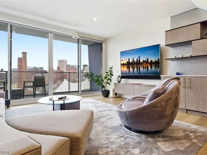 1237 Washington Avenue, Unit 1207, Cleveland, OH 44113 Photo 4