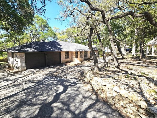 9349 BLAZING STAR, Garden Ridge, TX 78266