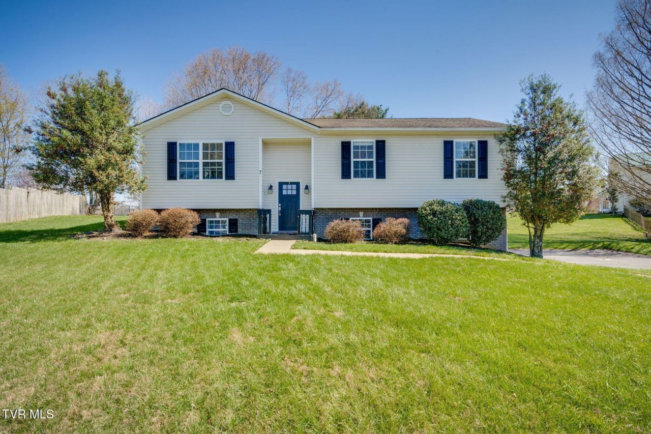 7 Providence Court, Jonesborough, TN 37659 Main Photo