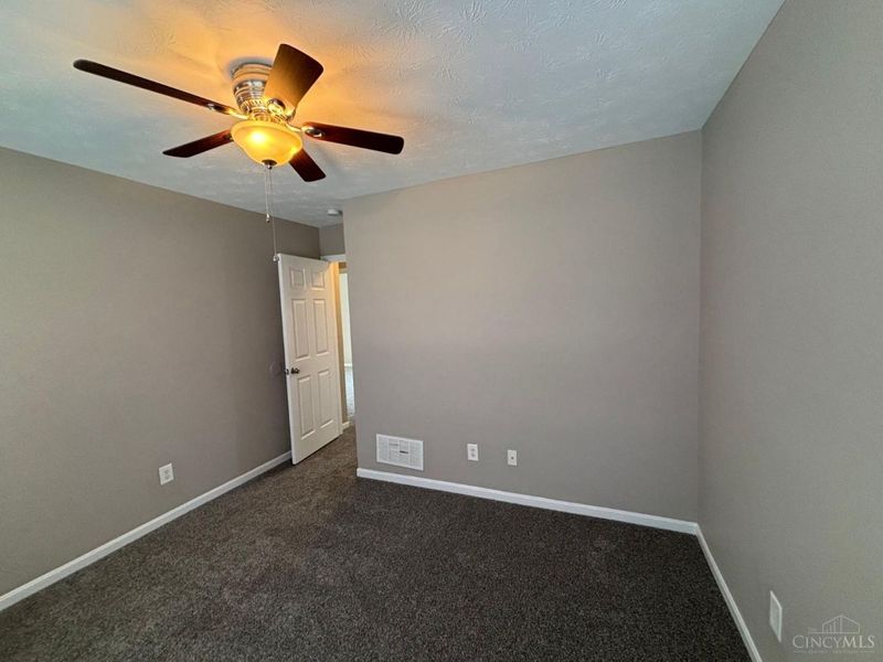 619 Alpine Place, Trenton, OH 45067 Photo 13