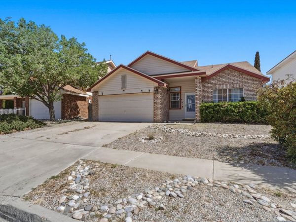 2300 Sunstone Drive NW, Albuquerque, NM 87120