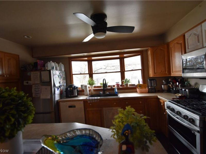 189 Center Street, Struthers, OH 44471 Photo 10