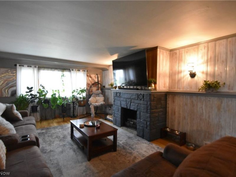 189 Center Street, Struthers, OH 44471 Photo 13