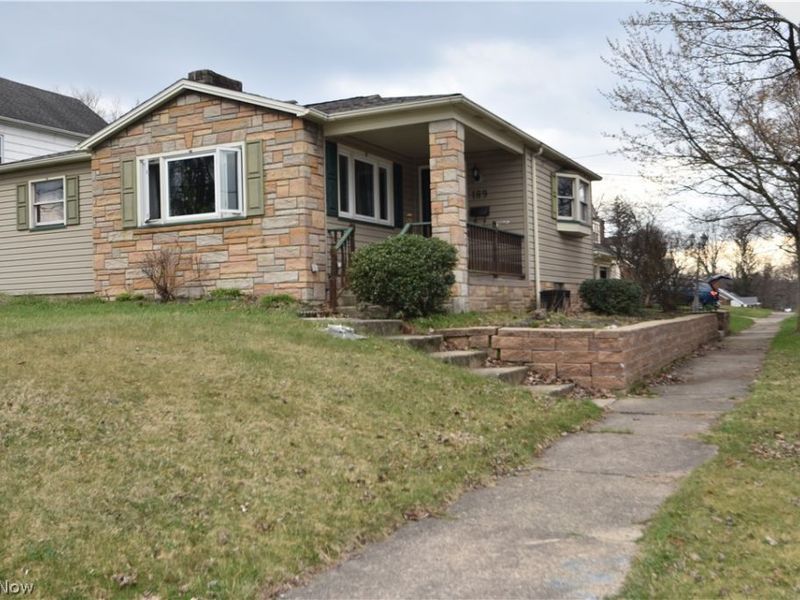 189 Center Street, Struthers, OH 44471 Photo 2