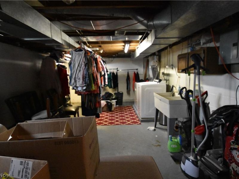 189 Center Street, Struthers, OH 44471 Photo 21