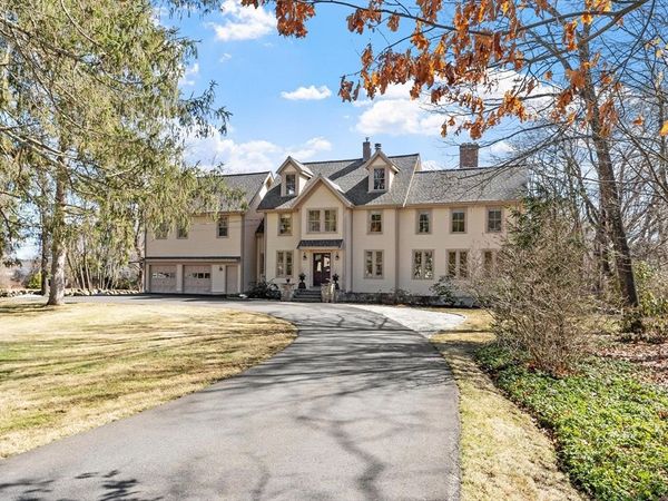 521 Barretts Mill Rd, Concord, MA 01742