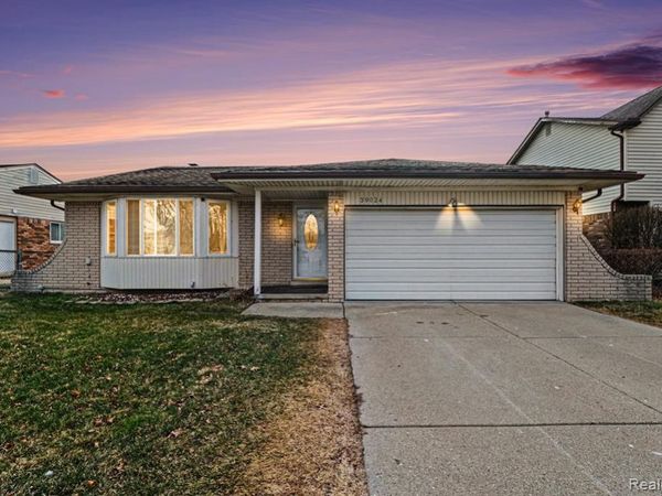 39024 Faith dr, Sterling Heights, MI 48310