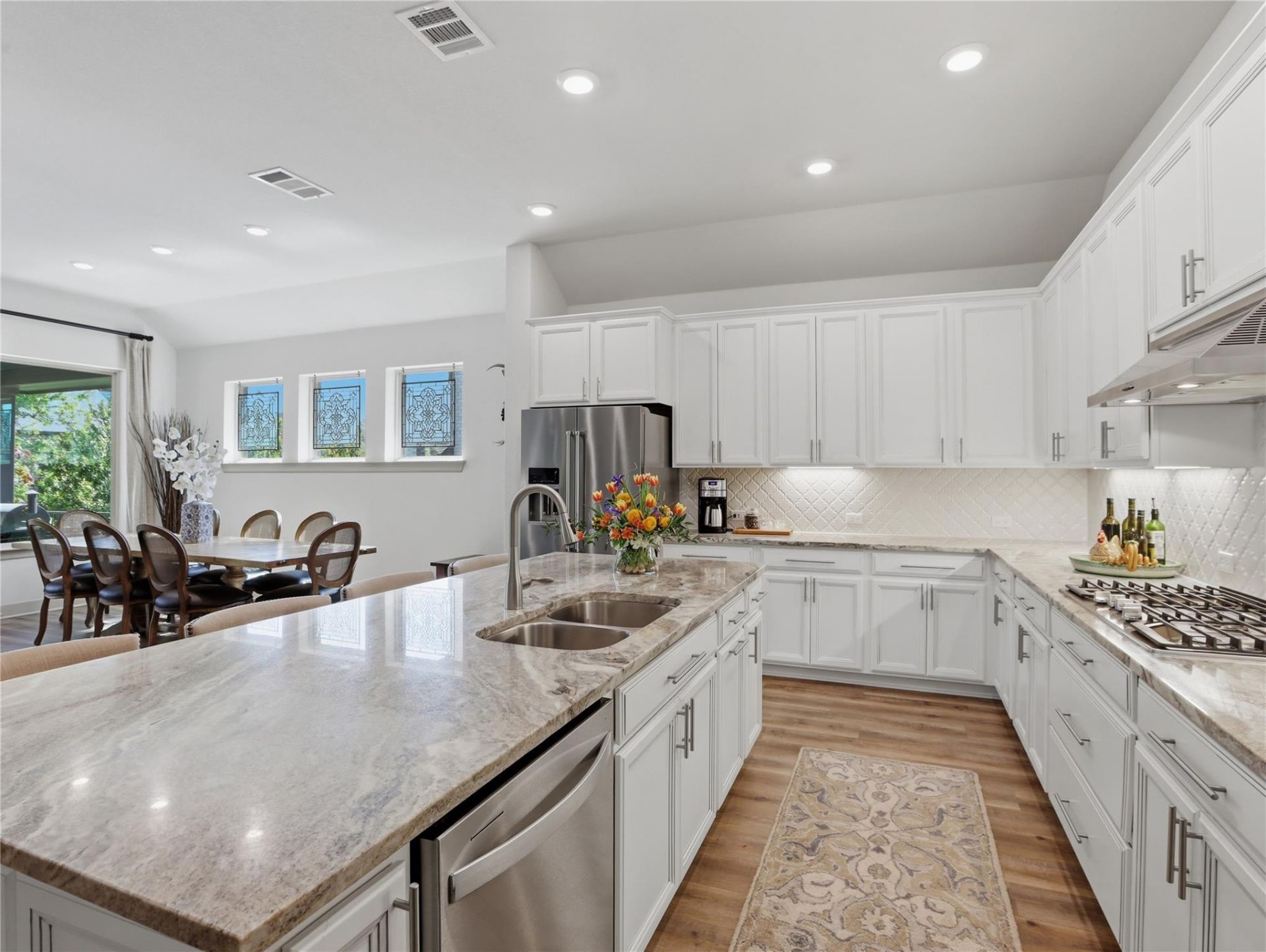 112 Mountain Lion Rd, Georgetown, TX 78628 Main Photo