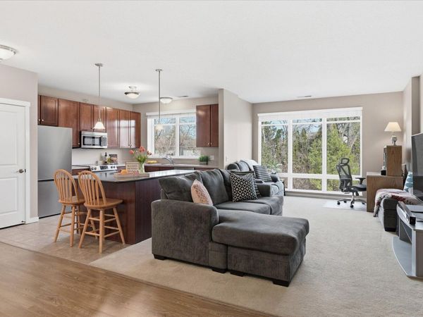 1070 Grandview Court NE, Unit 414, Columbia Heights, MN 55421