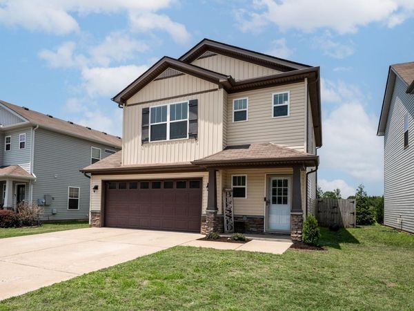 1825 Warmingfield Dr, Murfreesboro, TN 37127