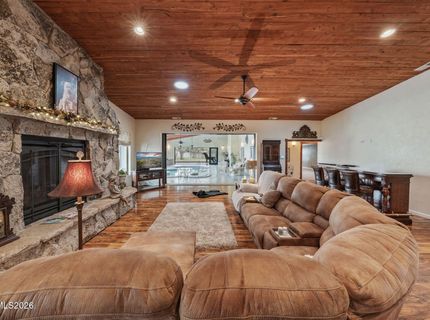 951 Riverview Drive, Gardnerville, NV 89460 Photo