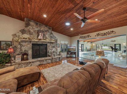 951 Riverview Drive, Gardnerville, NV 89460 Photo