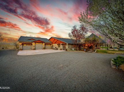 951 Riverview Drive, Gardnerville, NV 89460 Photo