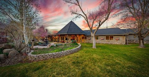 951 Riverview Drive, Gardnerville, NV 89460 Photo