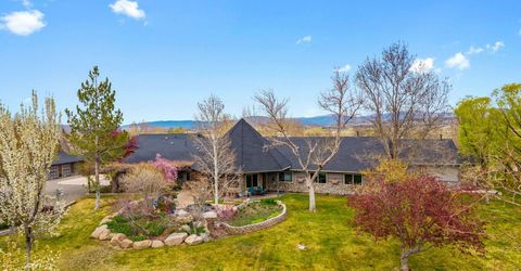 951 Riverview Drive, Gardnerville, NV 89460 Photo