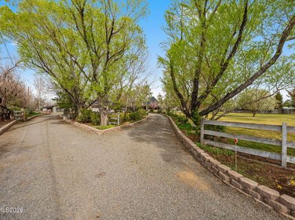 951 Riverview Drive, Gardnerville, NV 89460 Photo