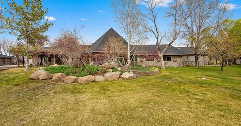 951 Riverview Drive, Gardnerville, NV 89460 Photo