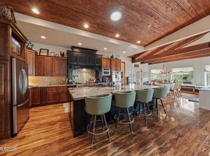 951 Riverview Drive, Gardnerville, NV 89460 Photo