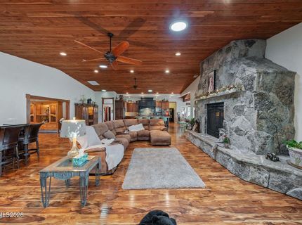 951 Riverview Drive, Gardnerville, NV 89460 Photo