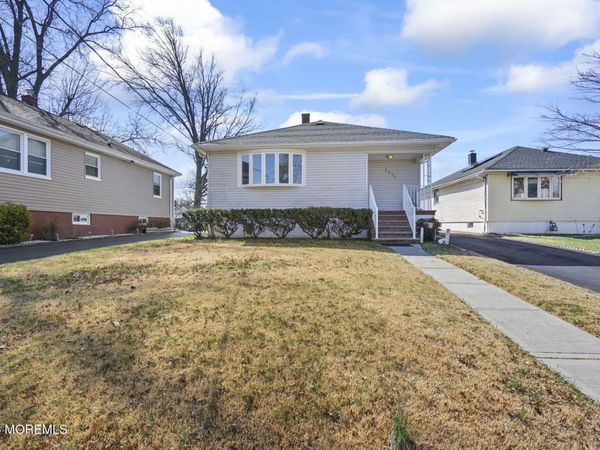 2075 Barnett Street, Rahway, NJ 07065
