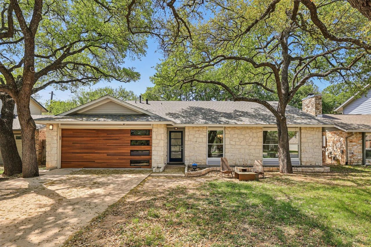 4603 Whispering Valley Dr, Austin, TX 78727 Main Photo