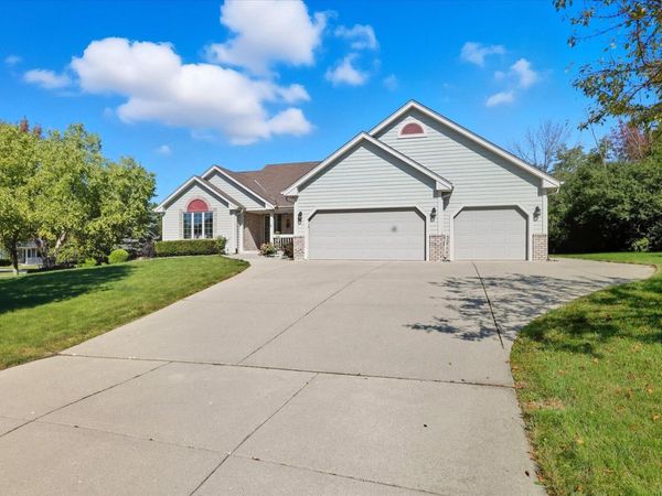 4540 W Melissa Ct, Franklin, WI 53132