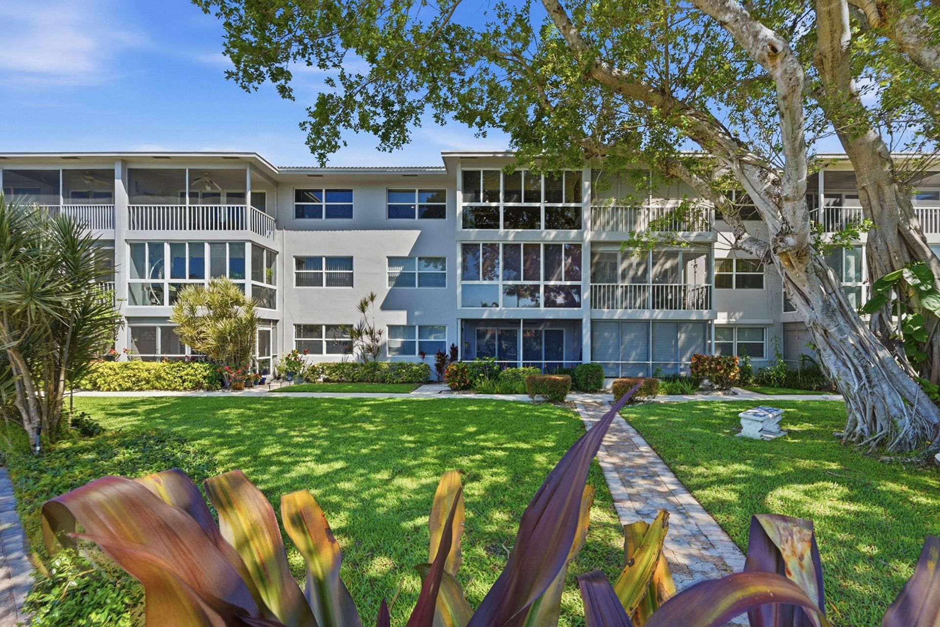 1200 NE 12th Street, Unit 310, Fort Lauderdale, FL 33315 Photo