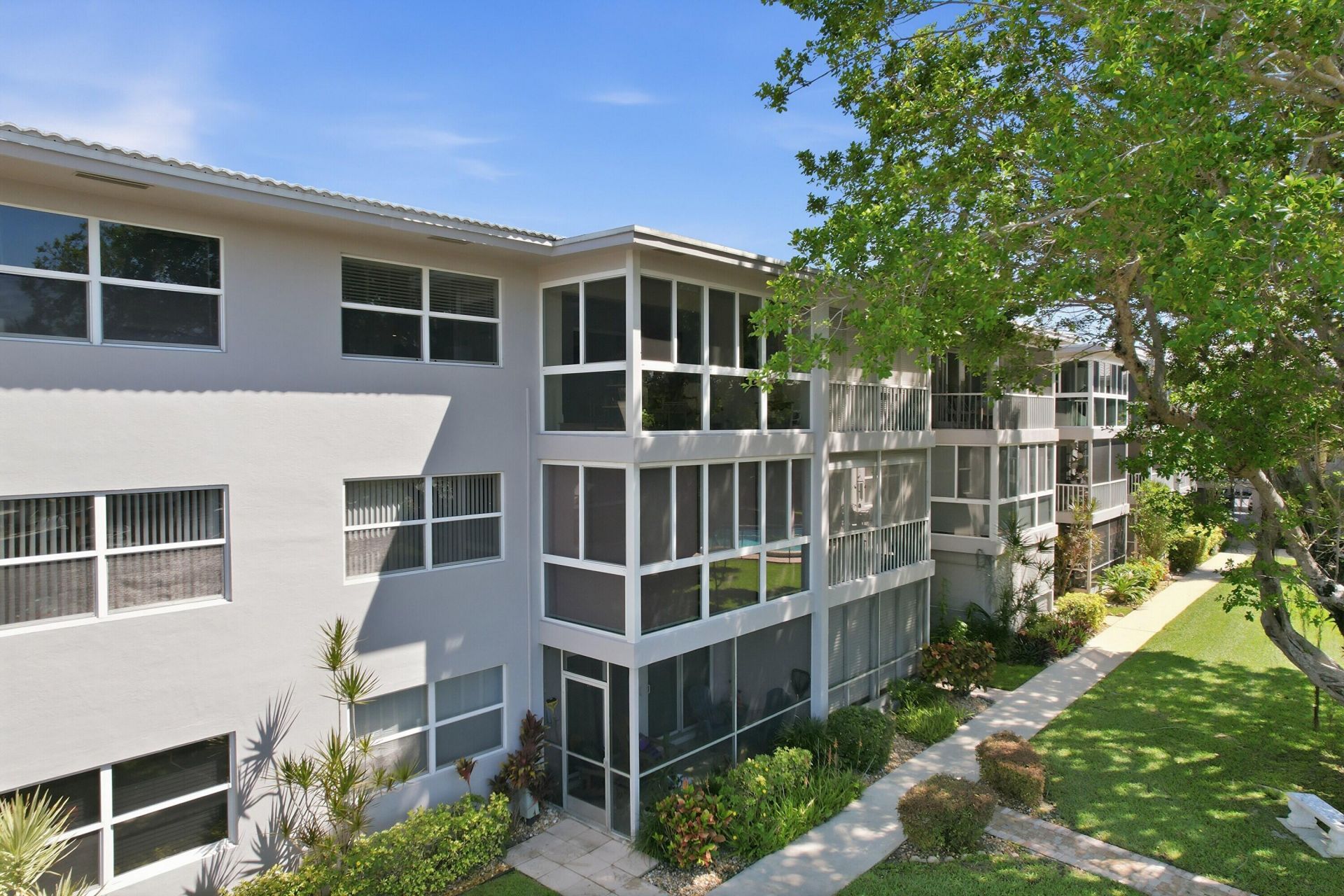 1200 NE 12th Street, Unit 310, Fort Lauderdale, FL 33315 Photo