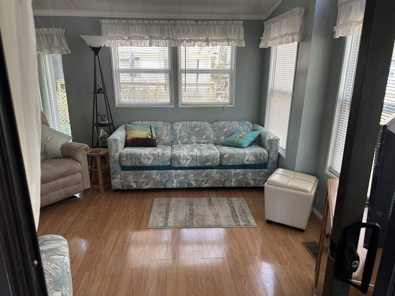 613 5th Ave. S  Photo 10