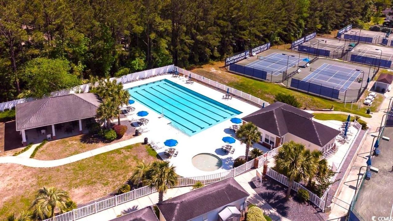 2118 N Berwick Dr. Photo 26