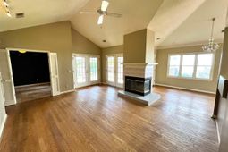 2118 N Berwick Dr. photo 4