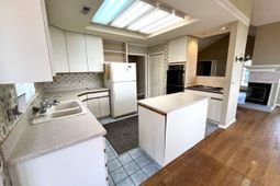 2118 N Berwick Dr. photo 4