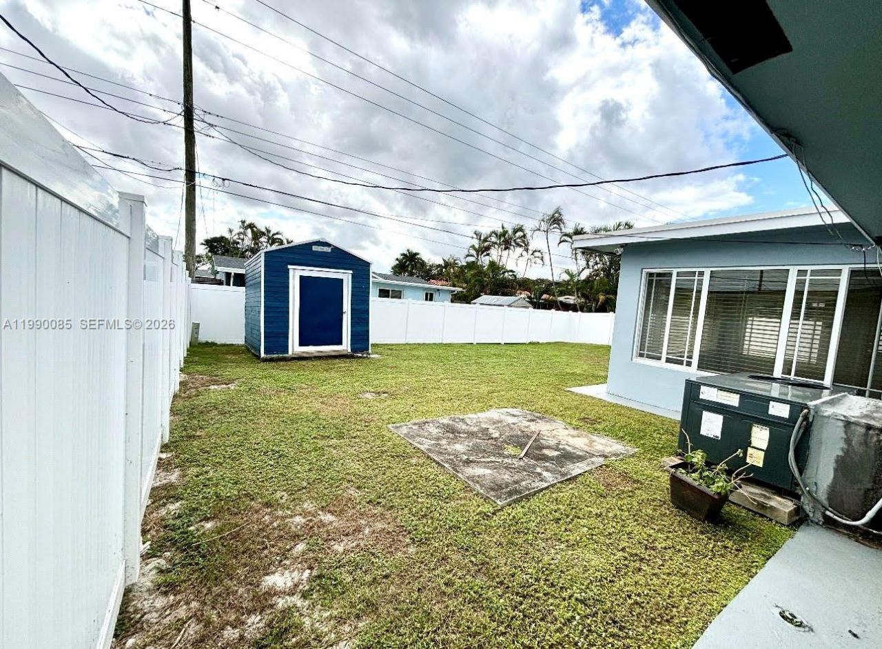 8690 NW 16th St, Pembroke Pines, FL 33024 Photo