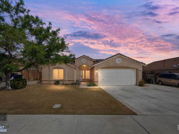 2914 Tar Springs Avenue, Bakersfield, CA 93313