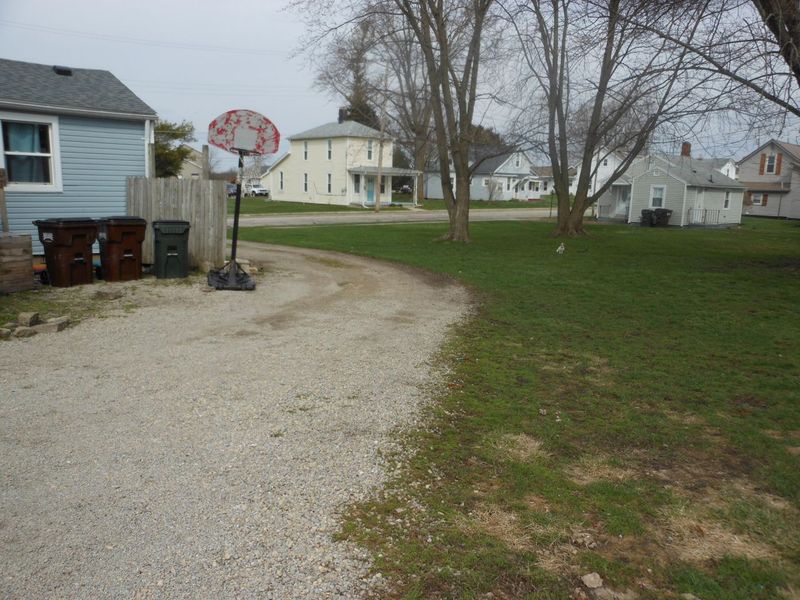 419 E Main Street, Bradford, OH 45308 Photo 7