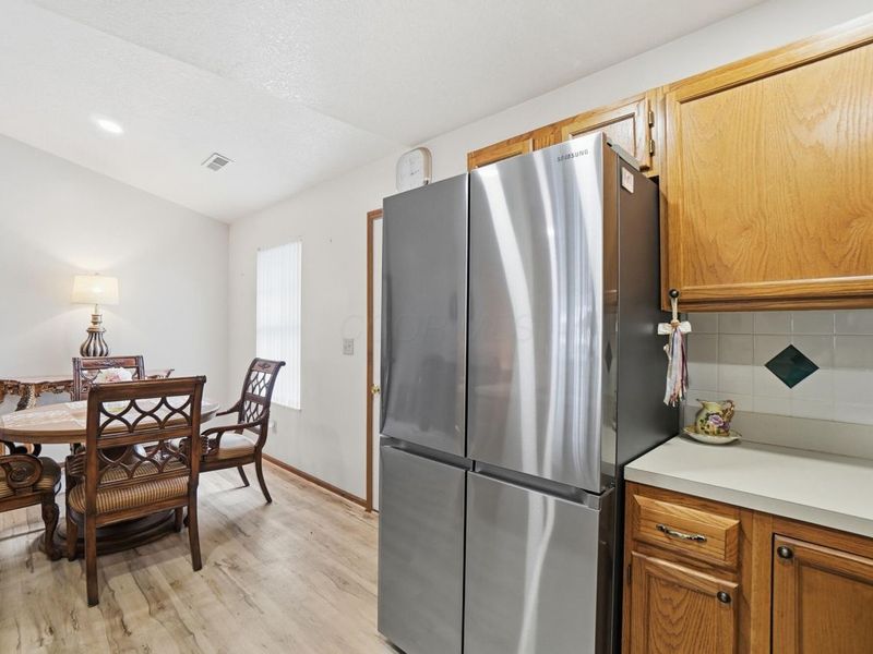 1324 Hillview Circle W, Newark, OH 43055 Photo 11