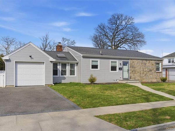 111 Shepherd Street , Rockville Centre, NY 11570