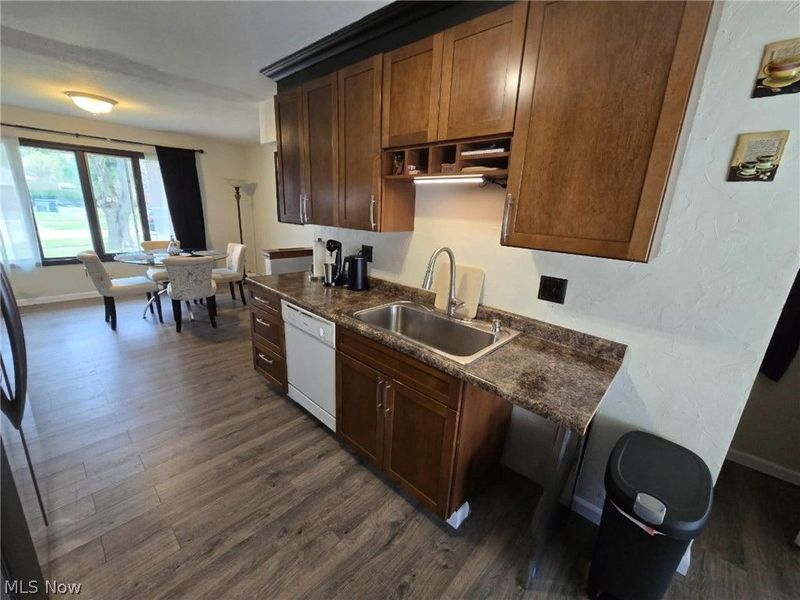 1228 Sarkies Drive NE, Warren, OH 44483 Photo 10